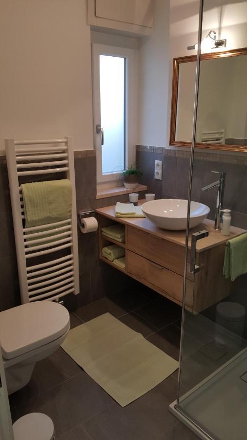 Viadolcevita - Gruene Gaestewohnung Lana Exteriör bild