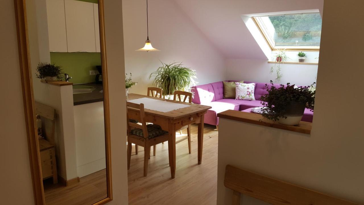 Viadolcevita - Gruene Gaestewohnung Lana Exteriör bild